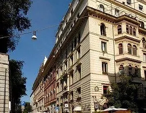  Hotel Aurora